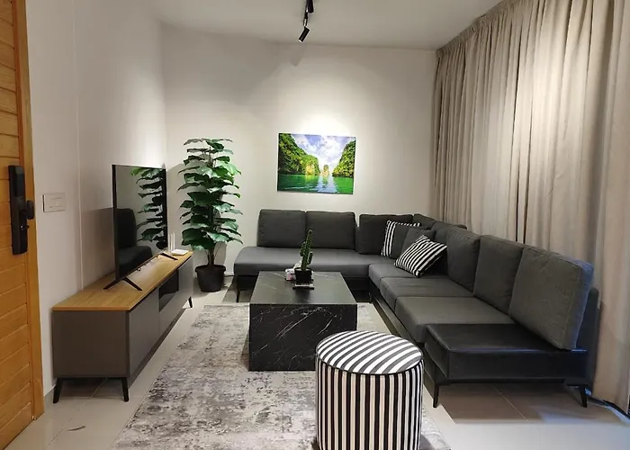 Eagle Nest 1-Br In Ashrafieh