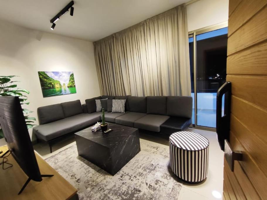 Apartment Eagle Nest 1-br In Ashrafieh *