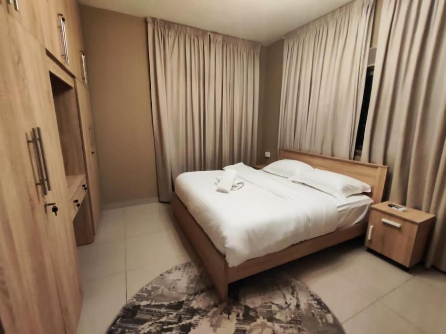 Eagle Nest 1-br In Ashrafieh *
