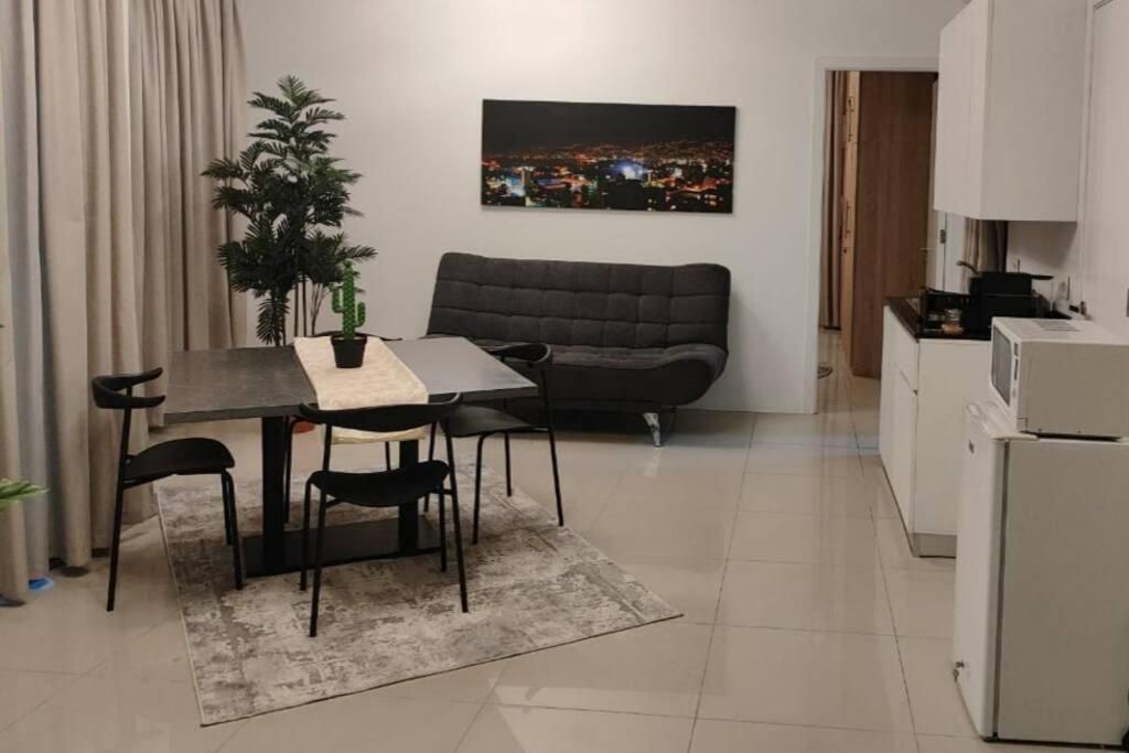 Eagle Nest 1-br In Ashrafieh *